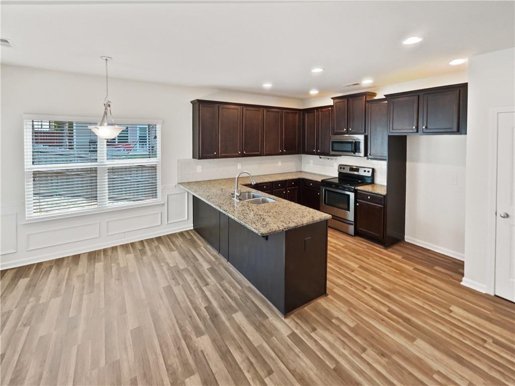 Woodward Xing - Residential Lease