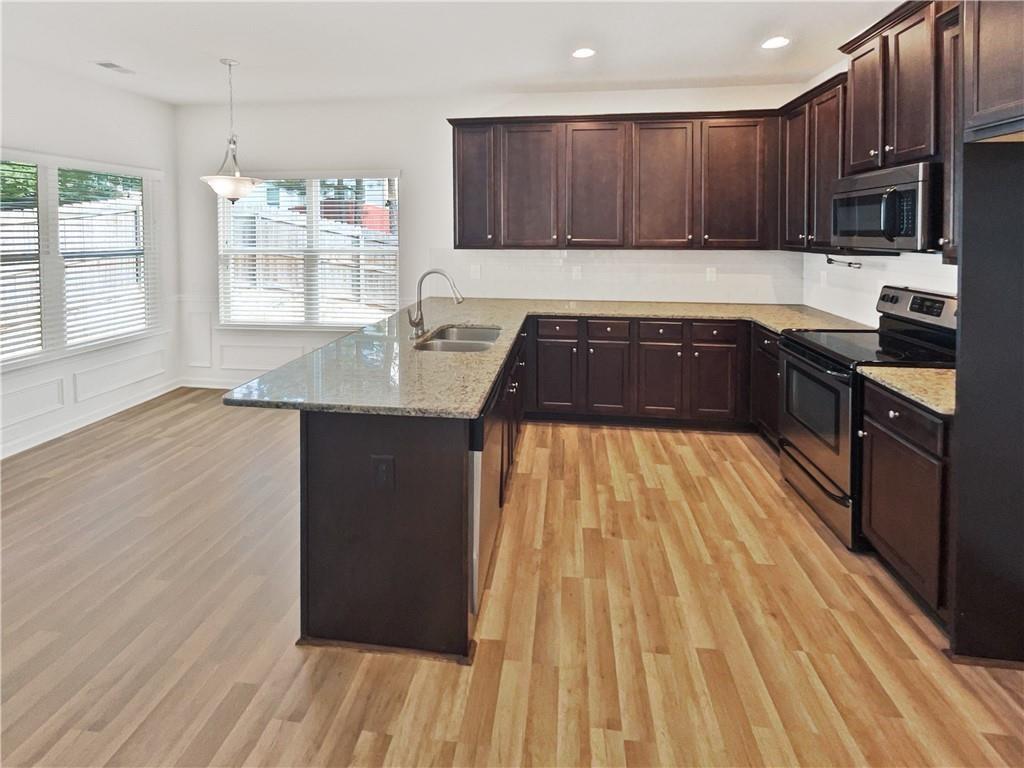 Woodward Xing - Residential Lease