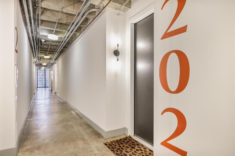 1065 United Avenue 202