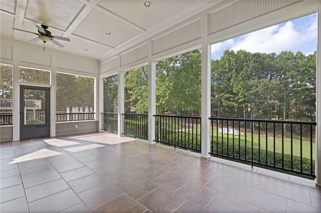 5503 Kingsley Manor