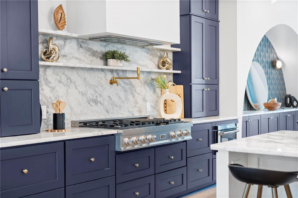 2454 Caladium Drive NE