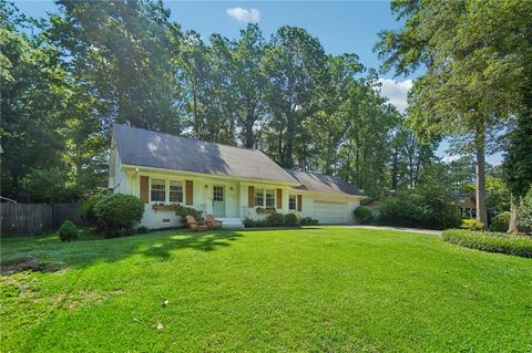 Homes For Sale - 1691 Sterling Trail<br/> Marietta, GA 30008