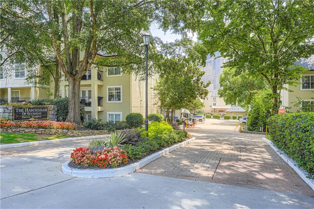 3655 Habersham Road NE 344