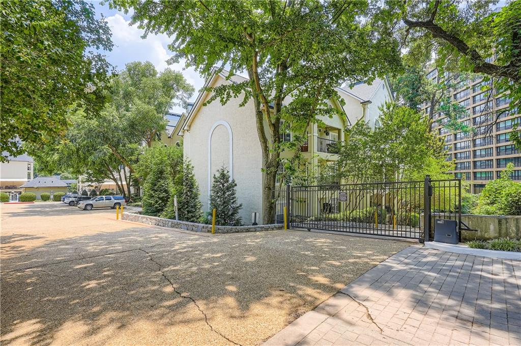 3655 Habersham Road NE 344