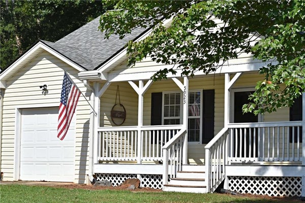 5923 CARTER ST, LULA, GA 30554 - Image f4eb146c4db812da6f6fcd9db911a68e/1823444971