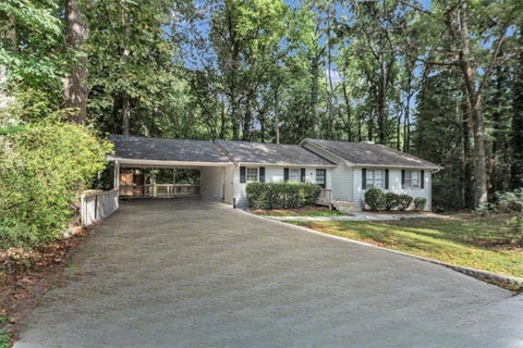 Homes For Sale - 1865 Oak Ridge Way<br/> Lawrenceville, GA 30044