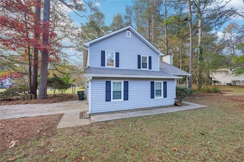 A home in Powder Springs