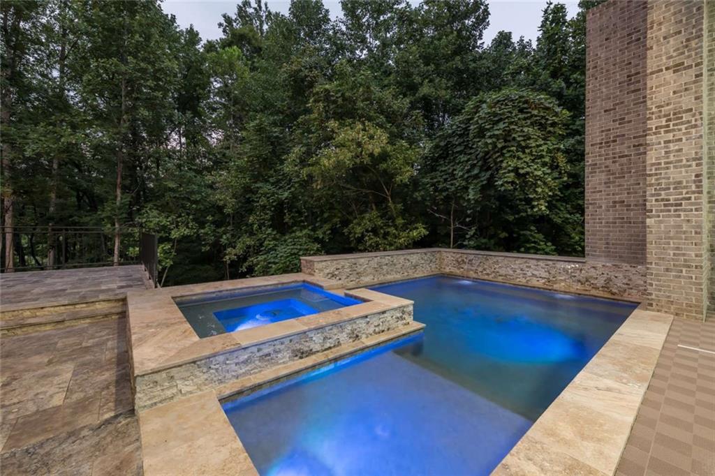 402 Timberview Court