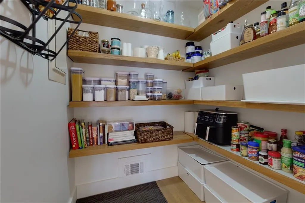 Cumming, Georgia 30041, United States, 4 Bedrooms Bedrooms, ,3 BathroomsBathrooms,Residential,Active,84379