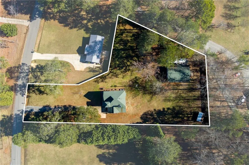 Cumming, Georgia 30041, United States, 4 Bedrooms Bedrooms, ,3 BathroomsBathrooms,Residential,Active,84379