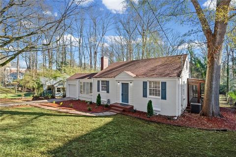 Photo of 1194 Thomas Road, Decatur, GA 30030 (MLS # 7688478)
