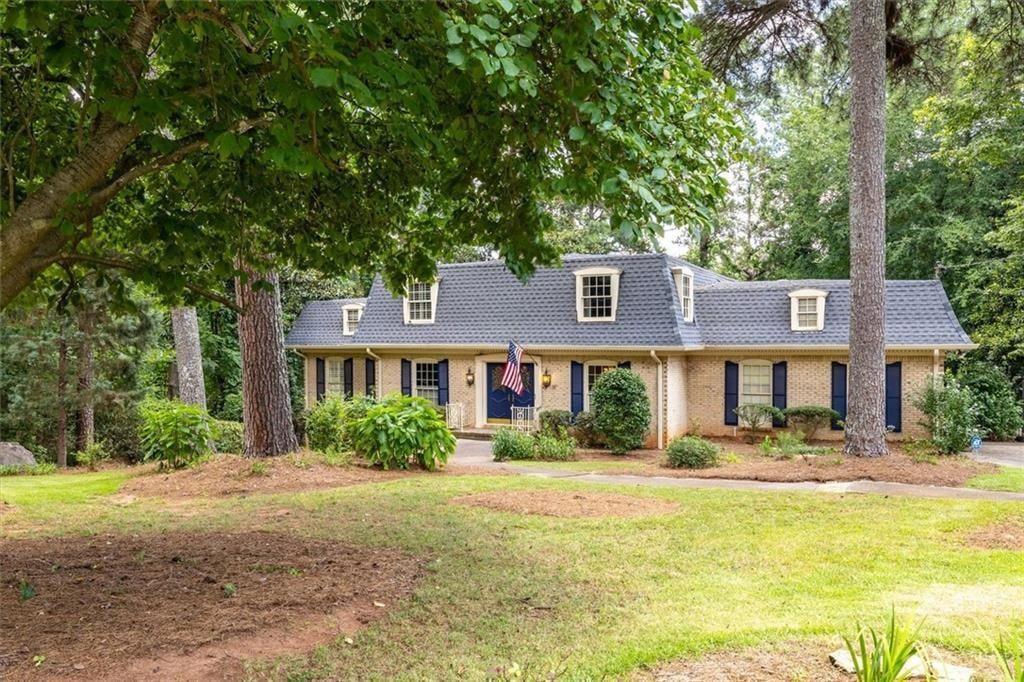 2123 Mountain Creek Drive