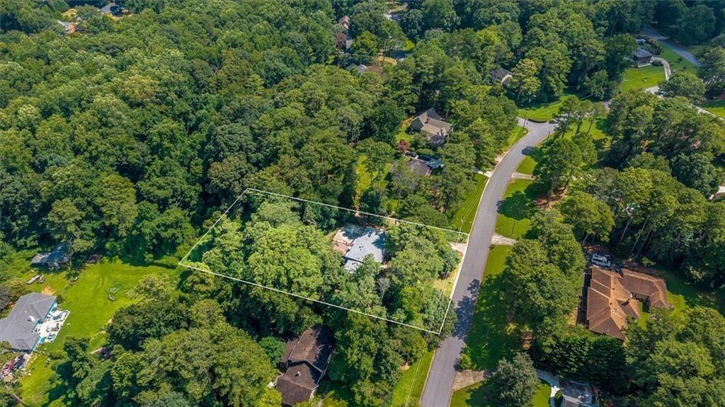 2123 Mountain Creek Drive