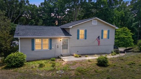 Homes For Sale - 129 Oak Forest Drive<br/> Canton, GA 30115