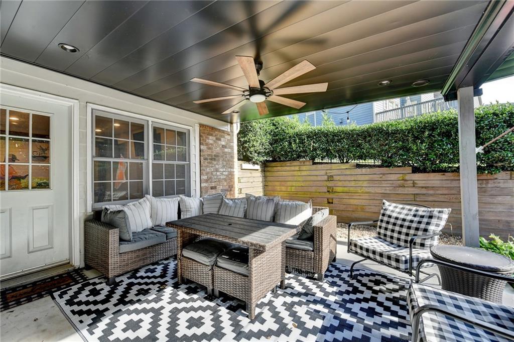 Reunion - Residential