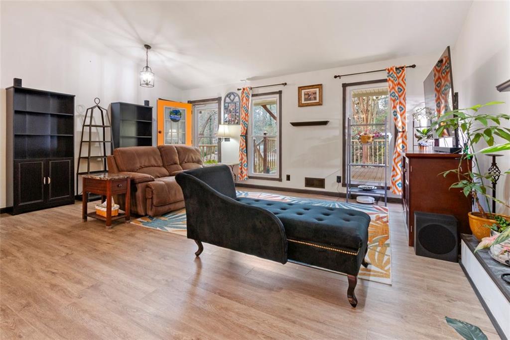 5096 SHALLOWAY Court NE