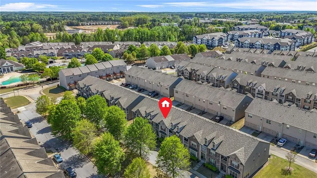 Fairburn, Georgia 30213, United States, 3 Bedrooms Bedrooms, ,3 BathroomsBathrooms,Residential,Pending,108941