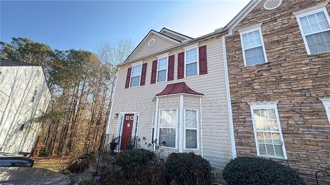 Townhouse For Sale - 4782 Crawford Oaks Drive<br/> Oakwood, GA 30566