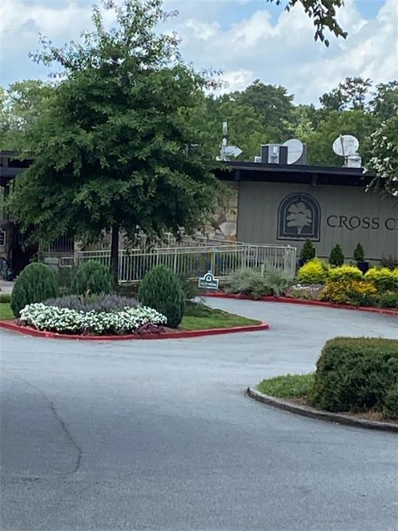 Cross Creek - Residential