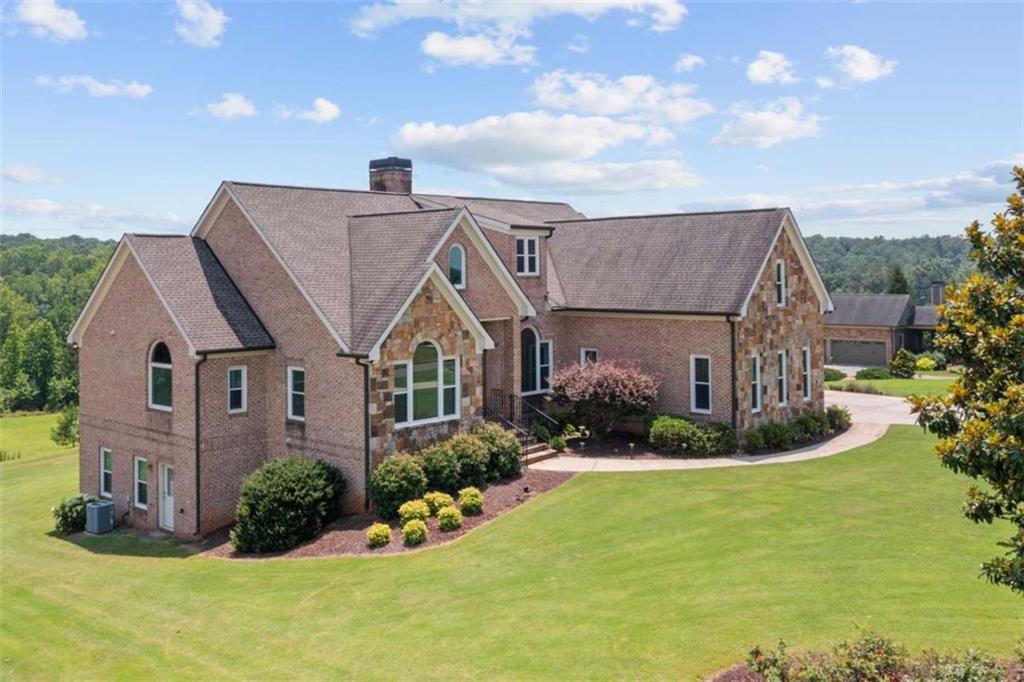 387 Gold Bullion Drive E