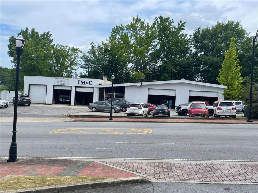 Prime corner lot in the heart of the growing Historic area of the City of Marietta. Located at the corner of Roswell Street and South Avenue, this .424 acre parcel provides the coveted access businesses want for dual access. The listing includes the .424 acre of land and 3514 s/f building. The business is not for sale. This property is the perfect investment opportunity in this growing area or has an unmatched location to locate your expanding business.