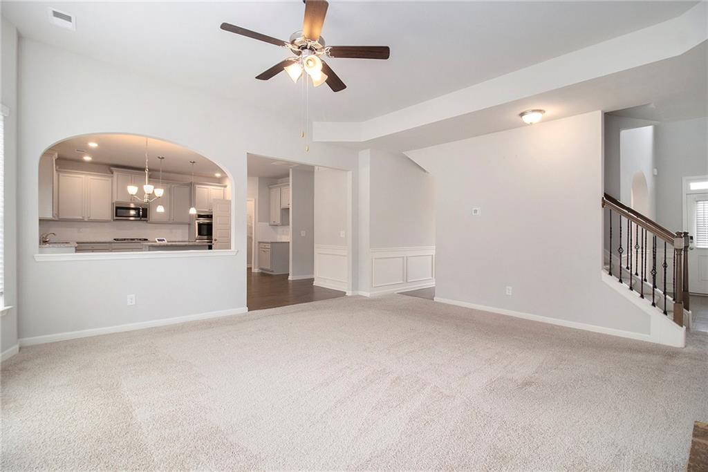 206 Brookview Drive, Newnan, Georgia image 7