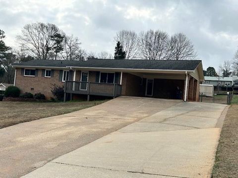 4642 Elmhurst Drive Douglasville GA 30135