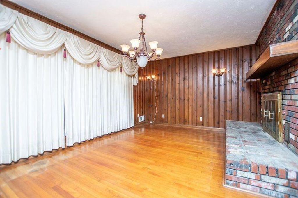 listing image 55