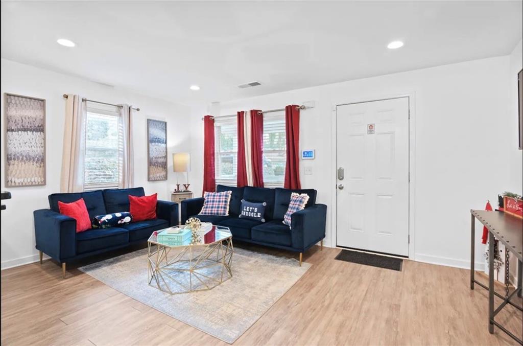 251 Aurora Avenue NW