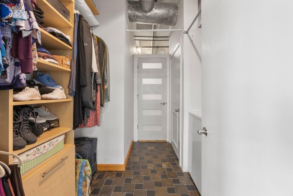 PEACHTREE LOFTS - Residential