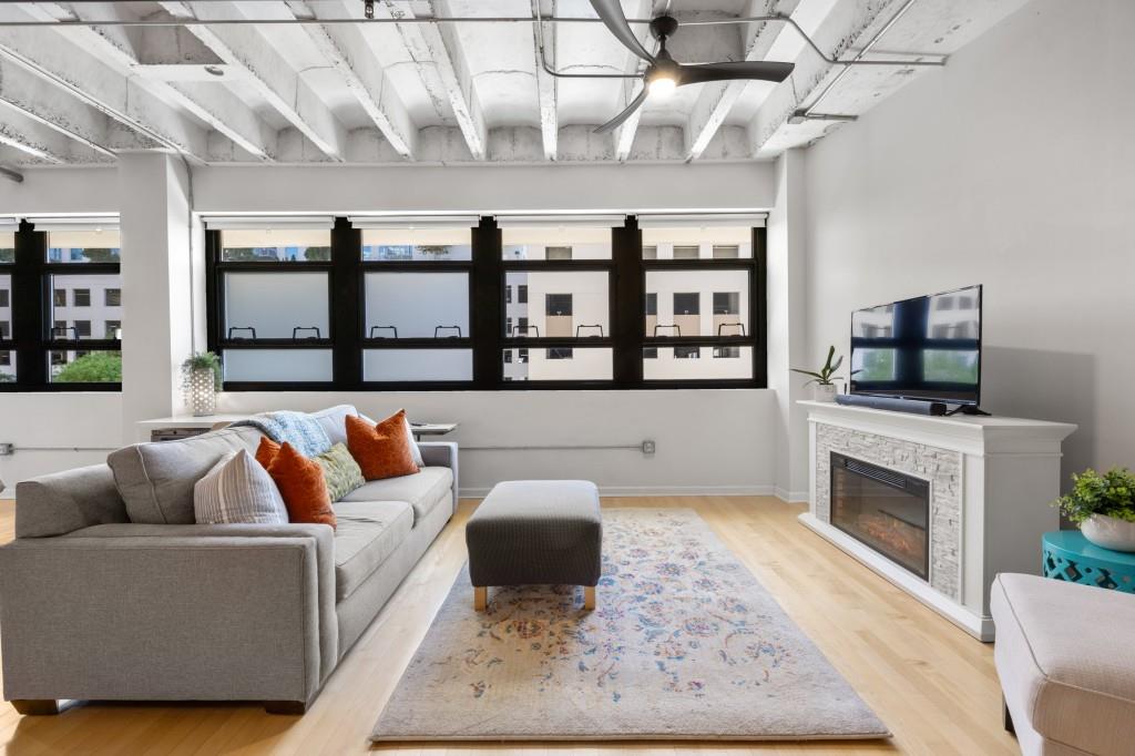 PEACHTREE LOFTS - Residential