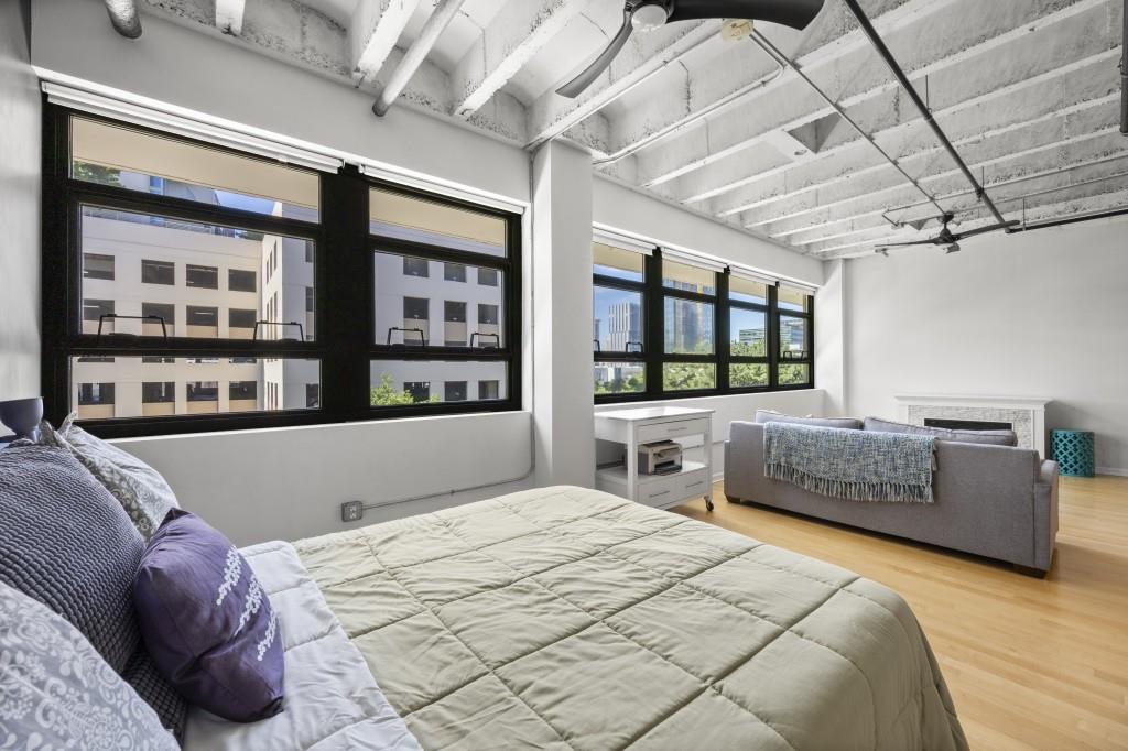 PEACHTREE LOFTS - Residential