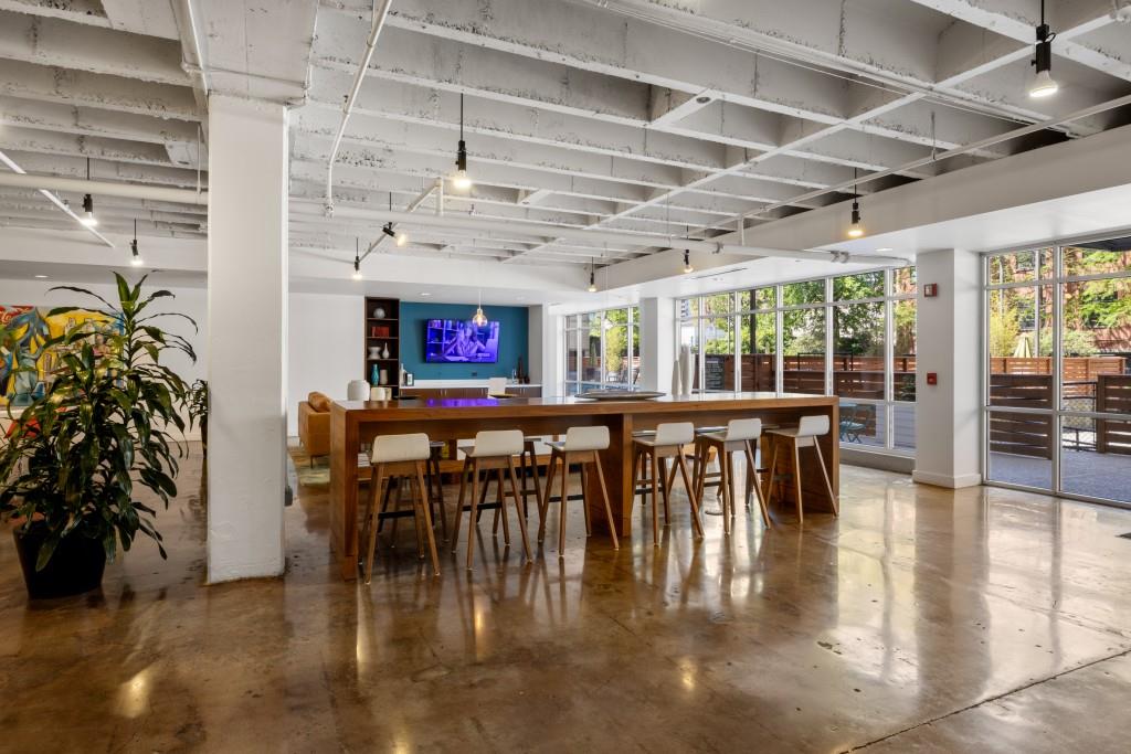 PEACHTREE LOFTS - Residential