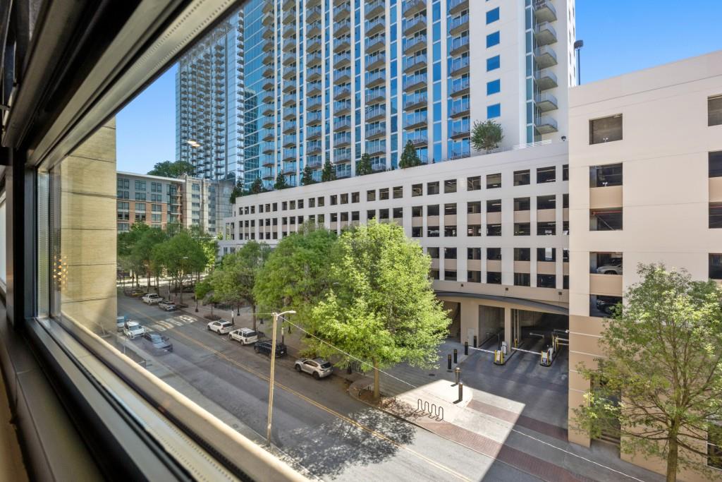 PEACHTREE LOFTS - Residential