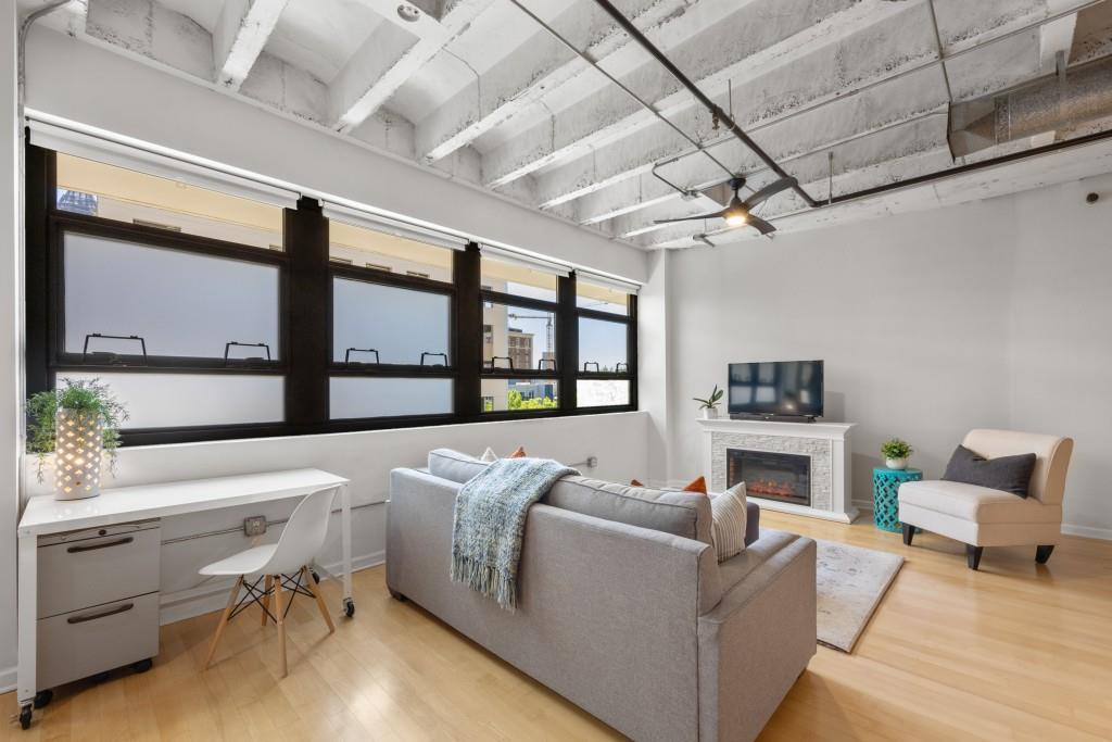 PEACHTREE LOFTS - Residential