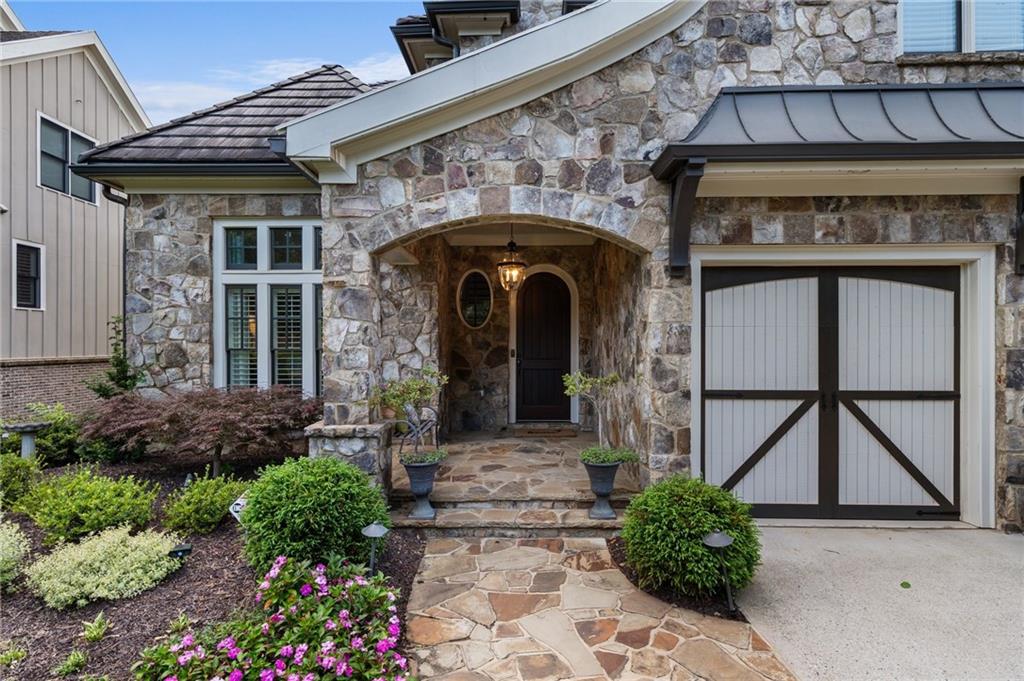 2540 Hillandale Circle