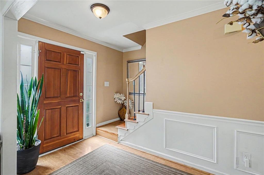 10043 Clearwater Trail