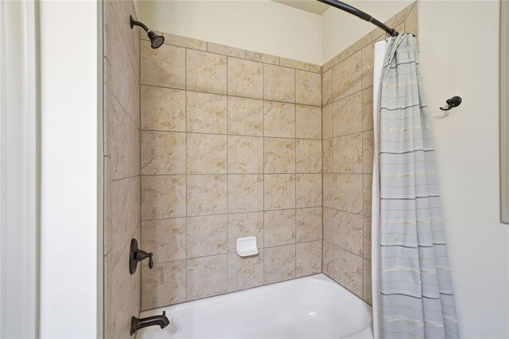 BRADSHAW GLEN - Residential