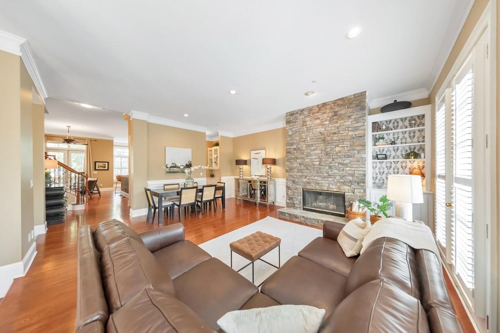 1043 Emory Parc Place