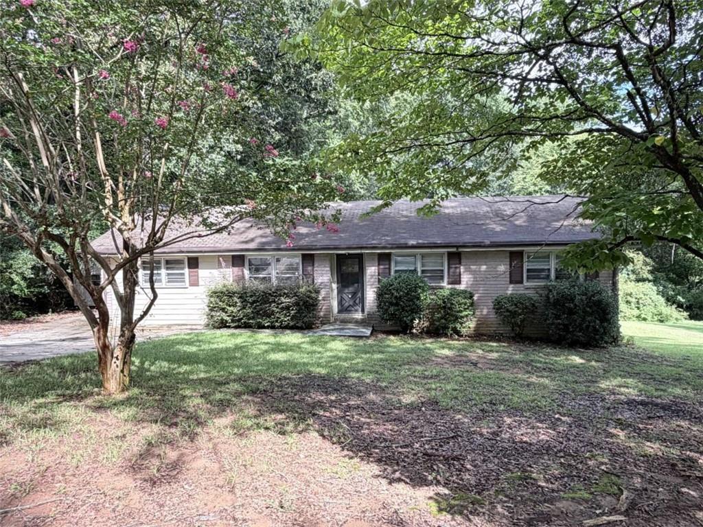 2195 Rockdale Drive