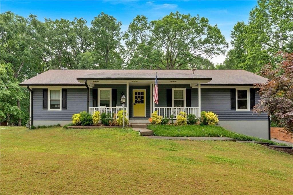305 Devilla Trace, Fayetteville, Georgia image 1