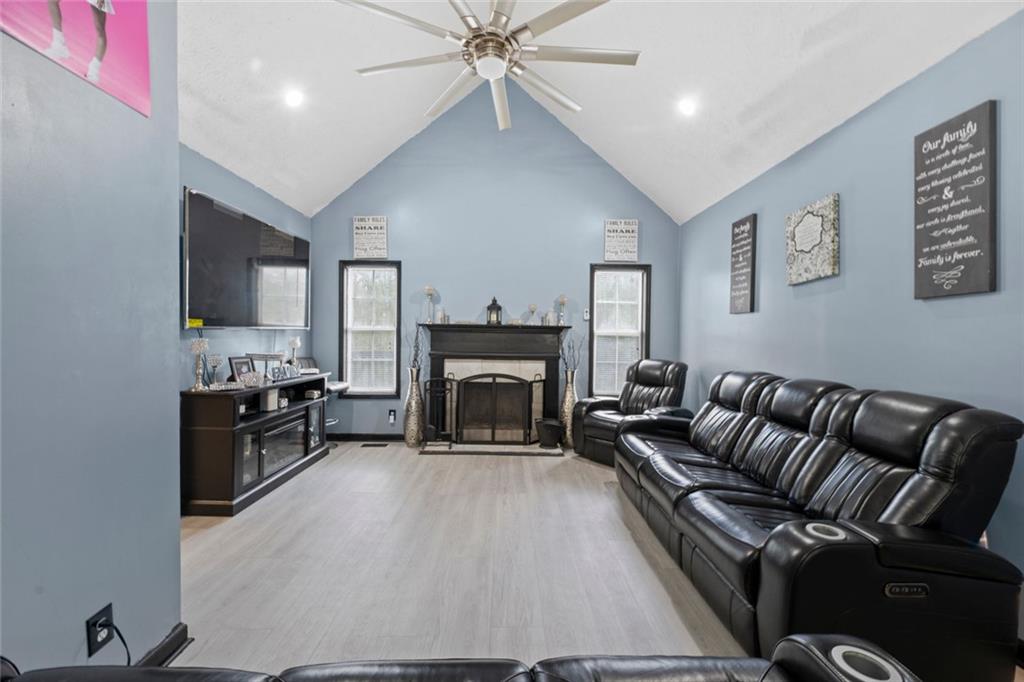 127 Pebblebrook Way, Temple, Georgia image 7