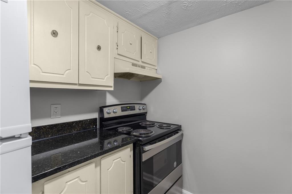 Northdale Condomiuniums - Residential