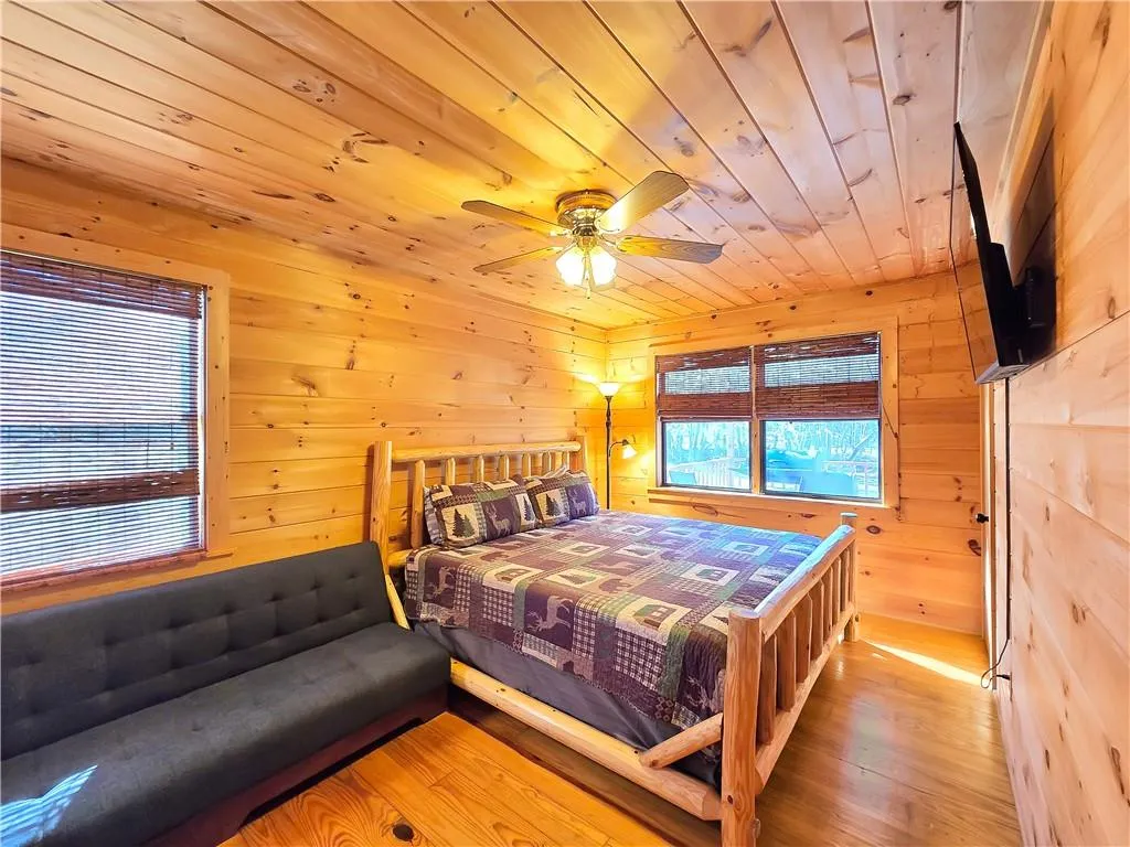 Blairsville, Georgia 30512, United States, 2 Bedrooms Bedrooms, ,2 BathroomsBathrooms,Residential,Active,6676