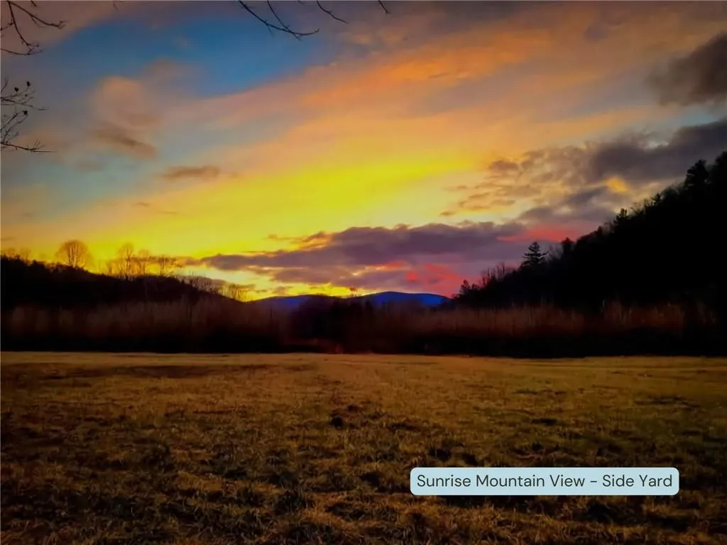 Blairsville, Georgia 30512, United States, 2 Bedrooms Bedrooms, ,2 BathroomsBathrooms,Residential,Active,6676