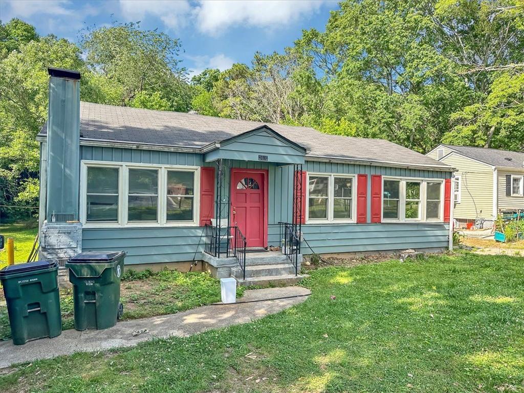 2404 SHALLOWFORD Terrace