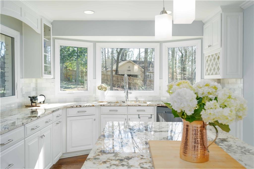 165 Devonwood Drive, Sandy Springs, Georgia image 16