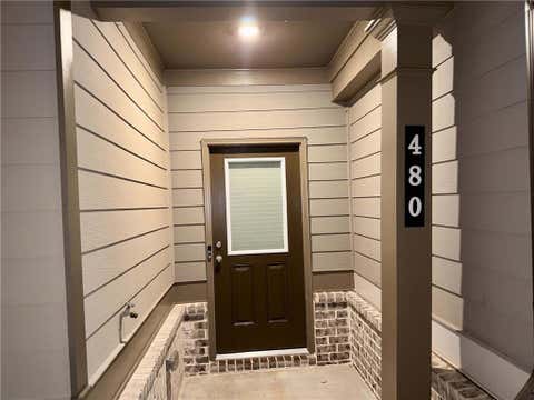 Townhouse For Rent - 480 Rockfern Court<br/> Lilburn, GA 30047