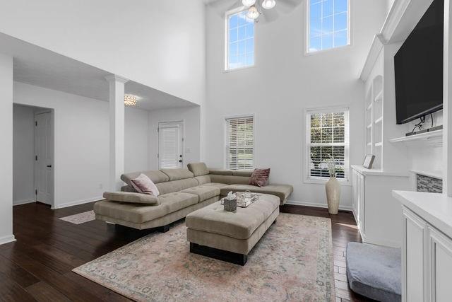 308 Overbend Landing SW