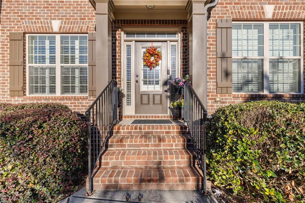 6049 Cove Park Drive